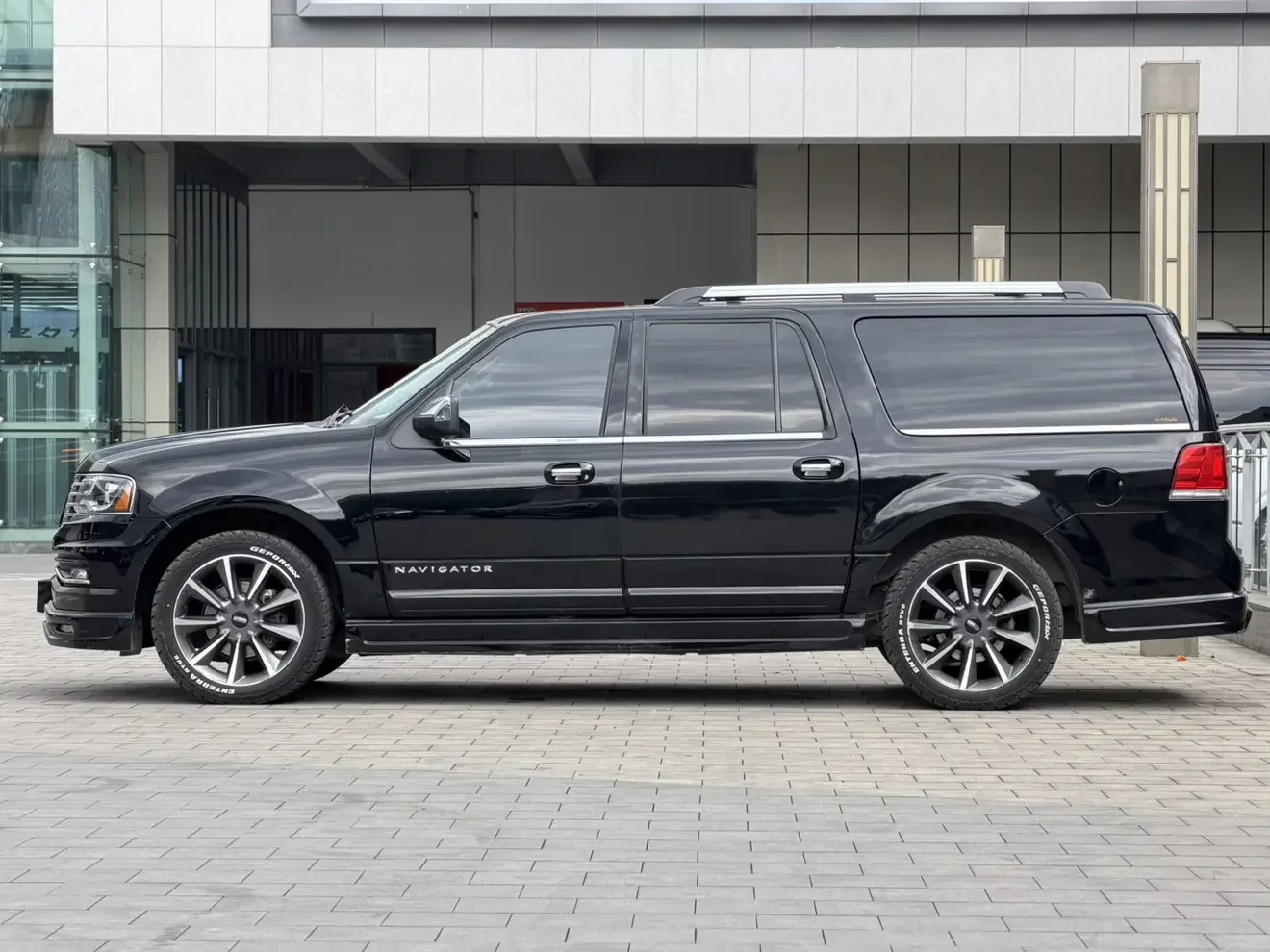 Lincoln pilot