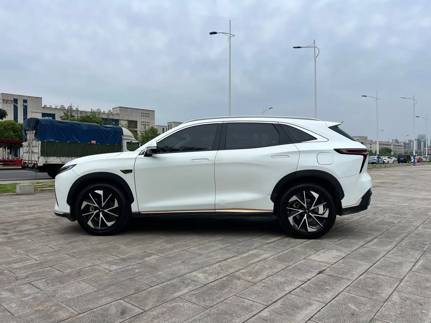 Kaiyi Kunlun