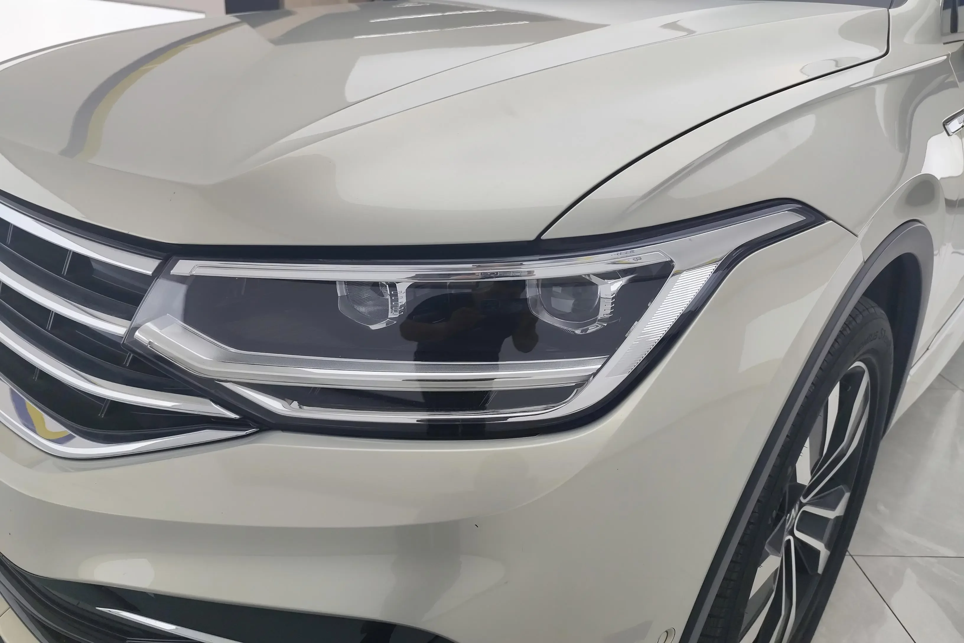 Volkswagen Tiguan L