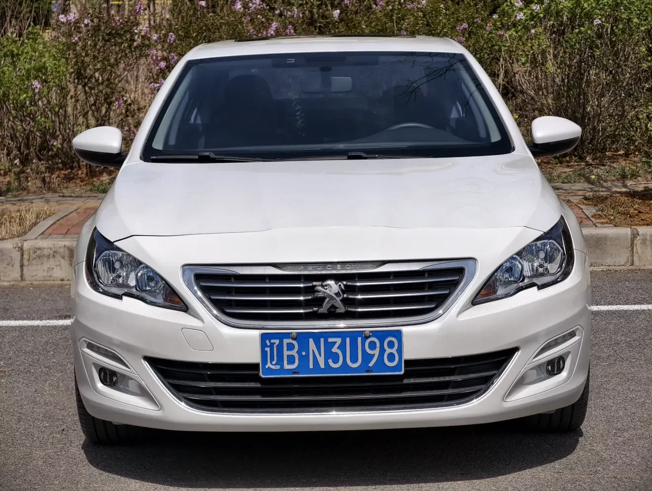 Peugeot 408