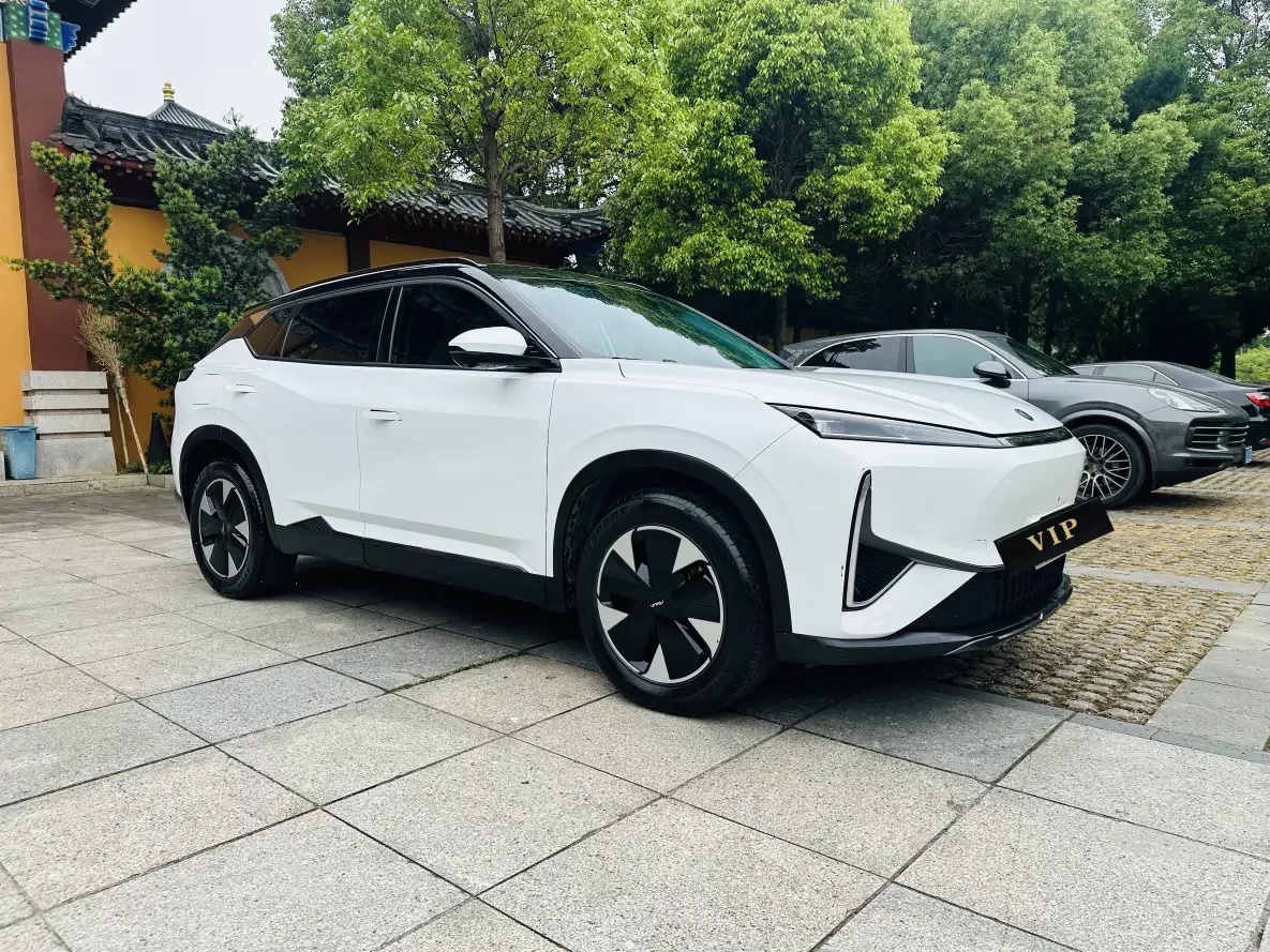 Dongfeng Fengshen L7 PHEV