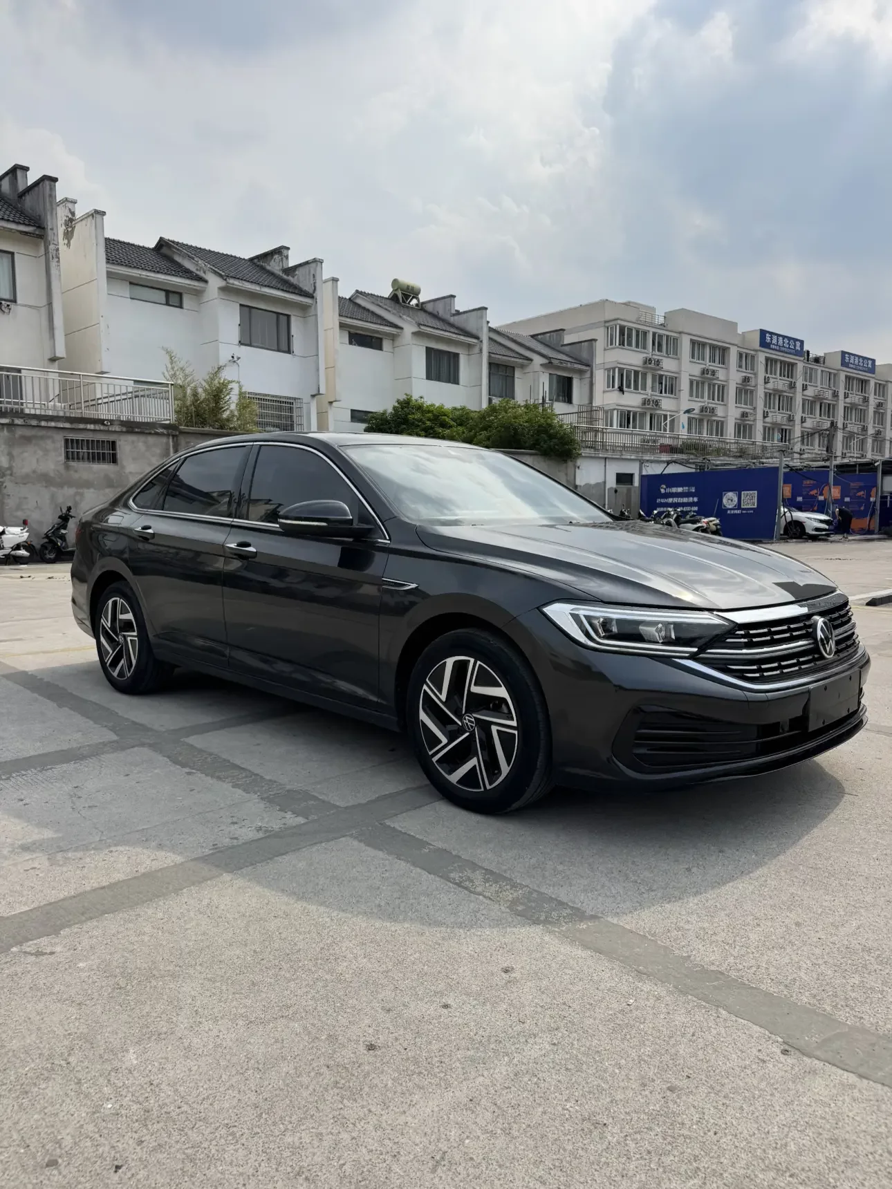 Volkswagen Sagitar