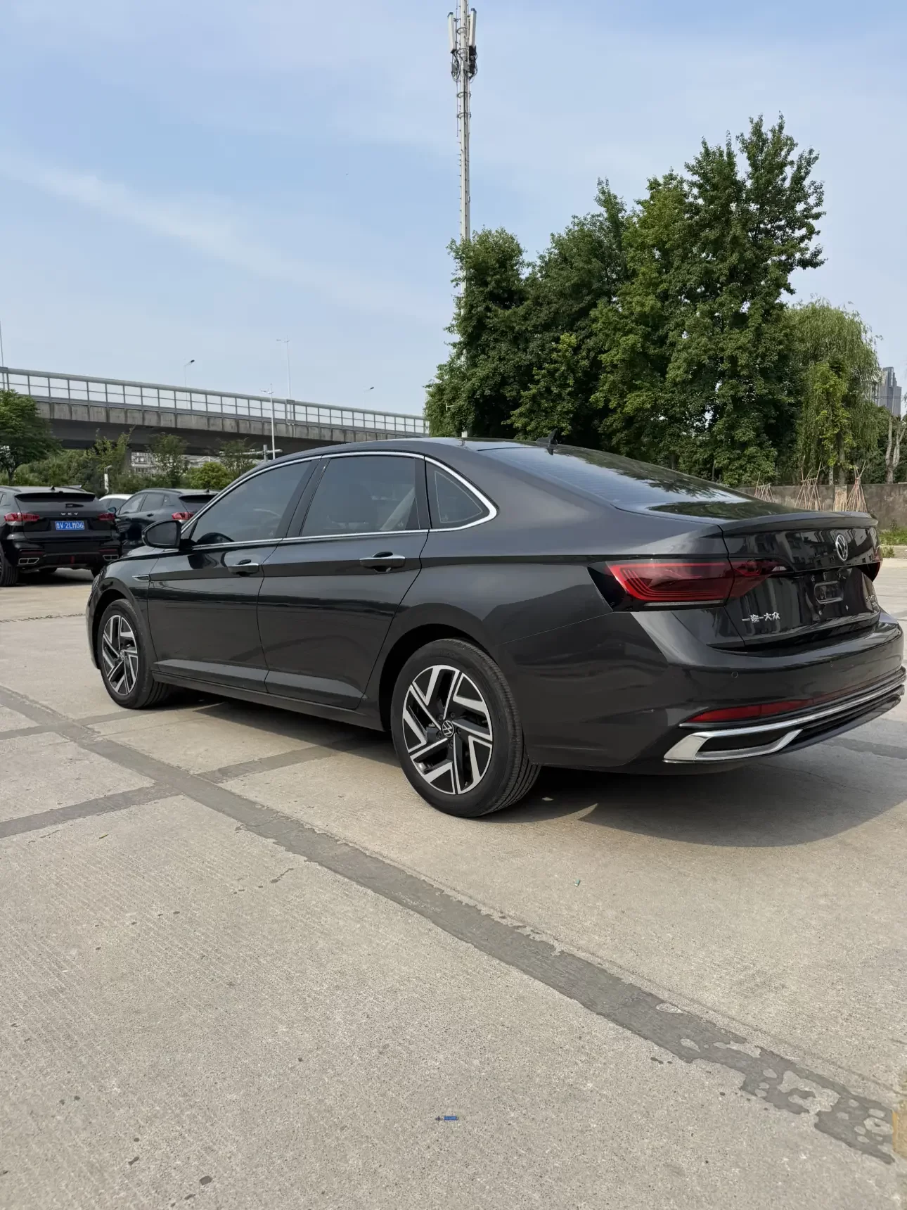 Volkswagen Sagitar