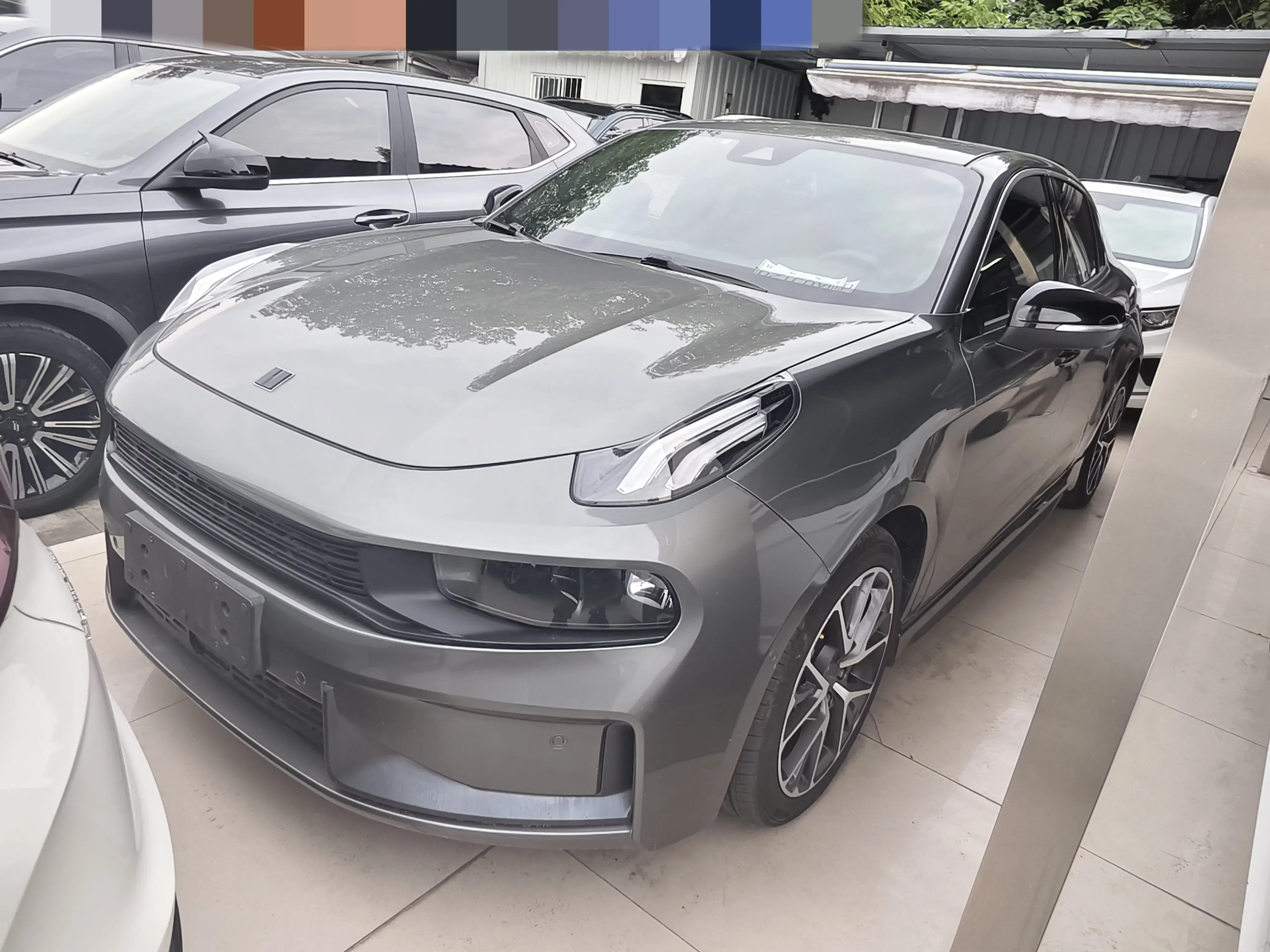 Lynk & Co 03
