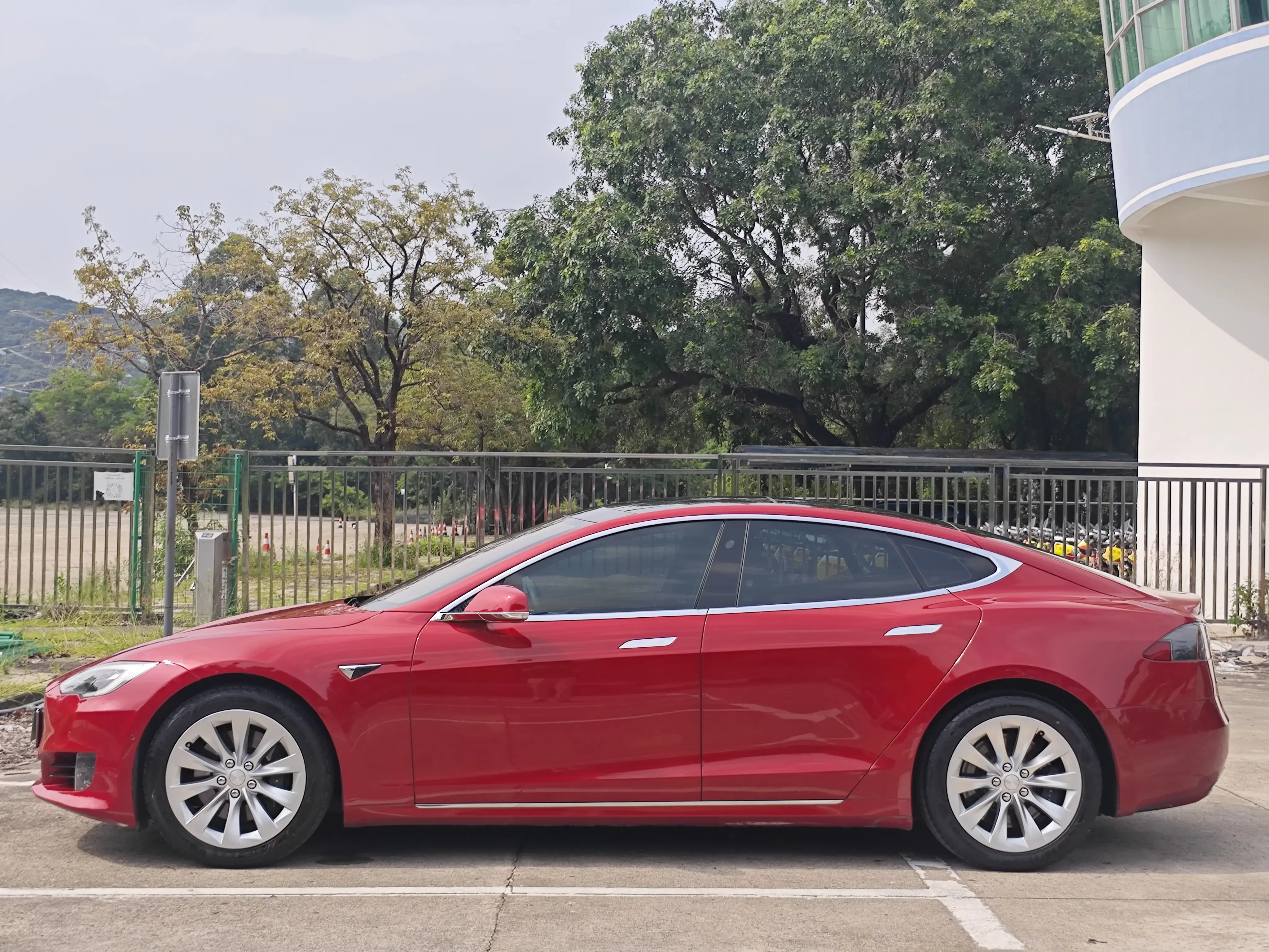 Tesla Model S