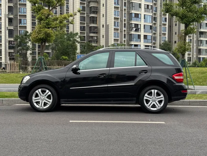 Mercedes-Benz M Class