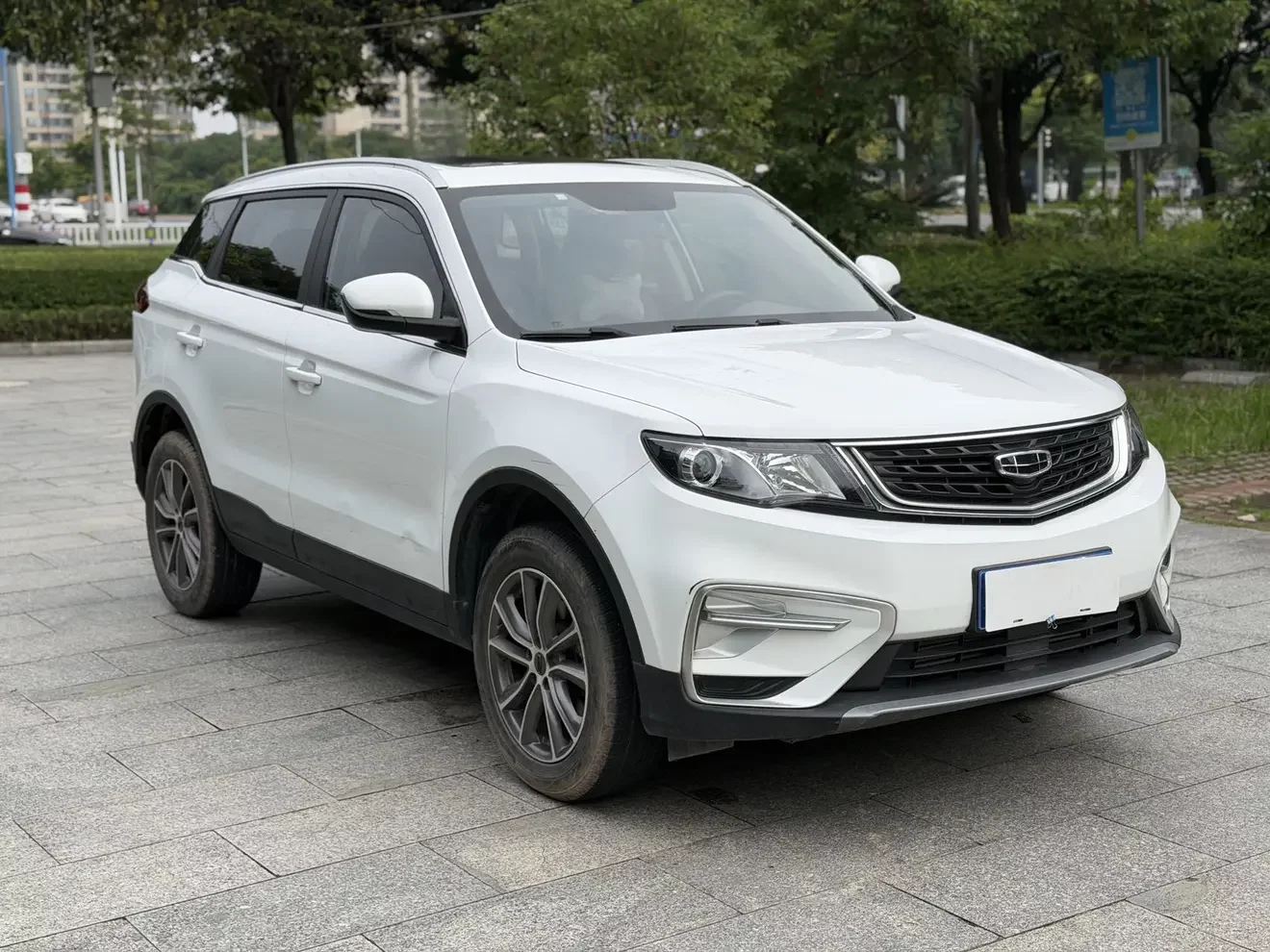 Geely Atlas