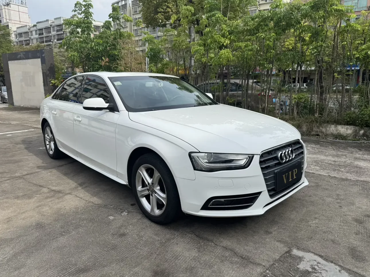 Audi A4L