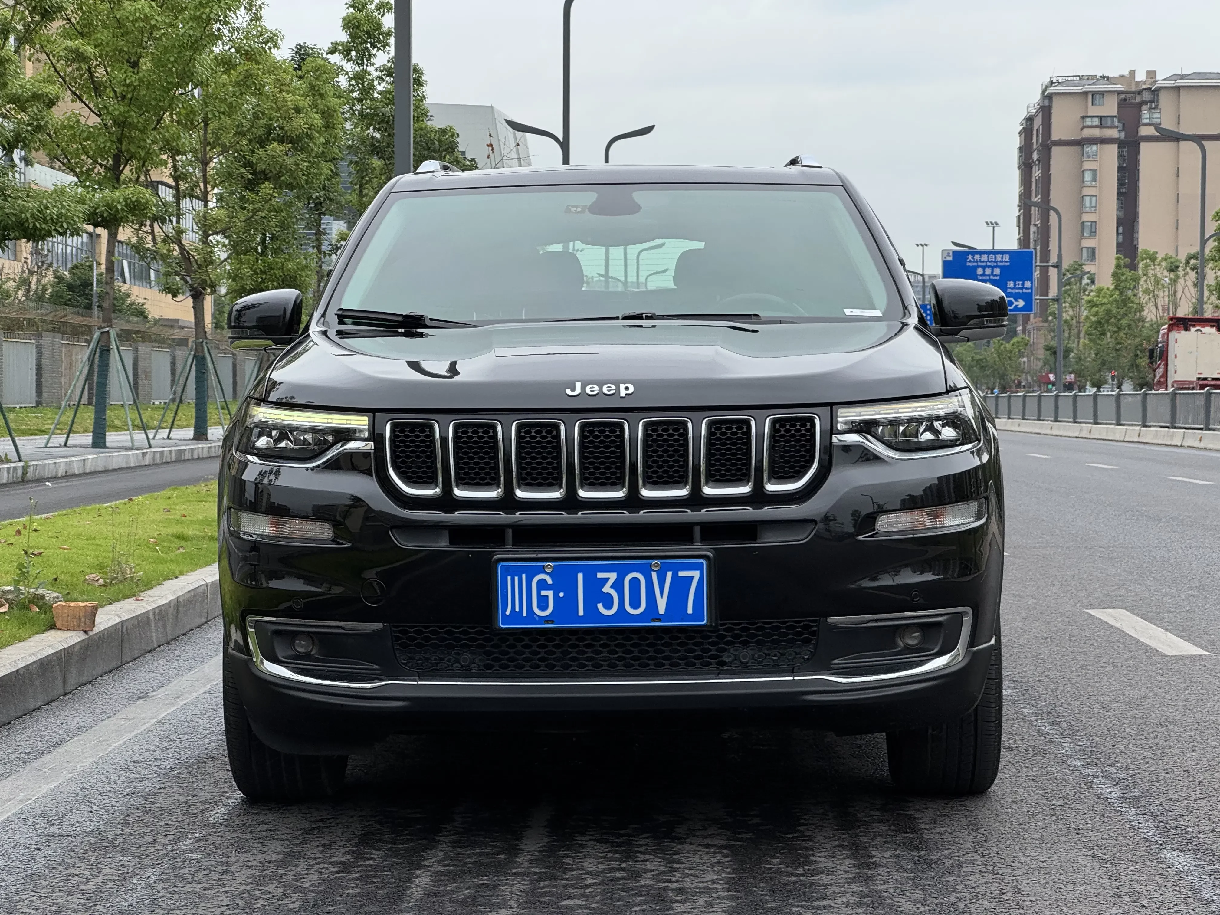 Jeep grand commander