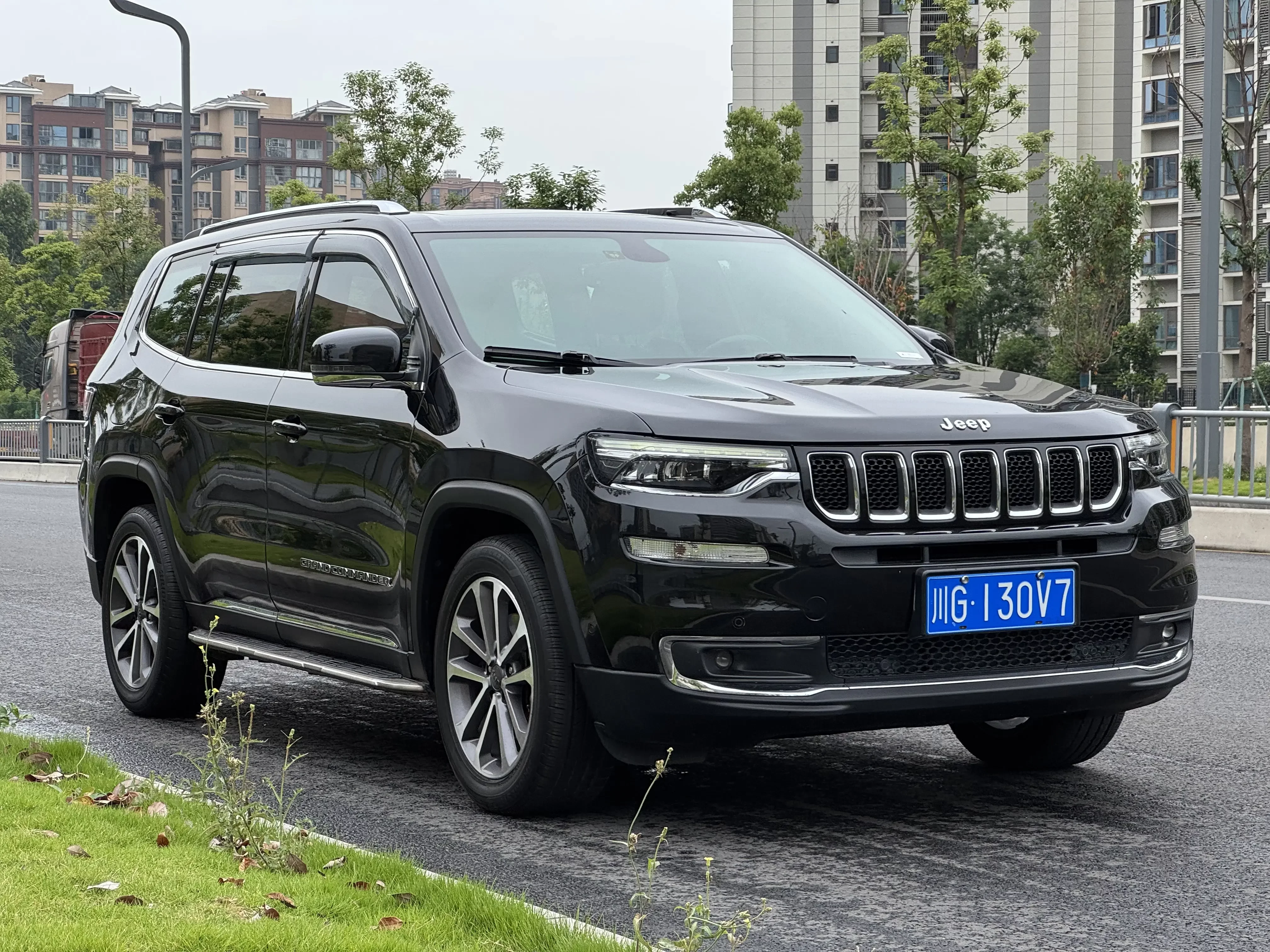 Jeep grand commander