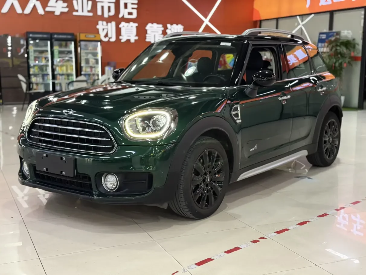 MINI COUNTRYMAN