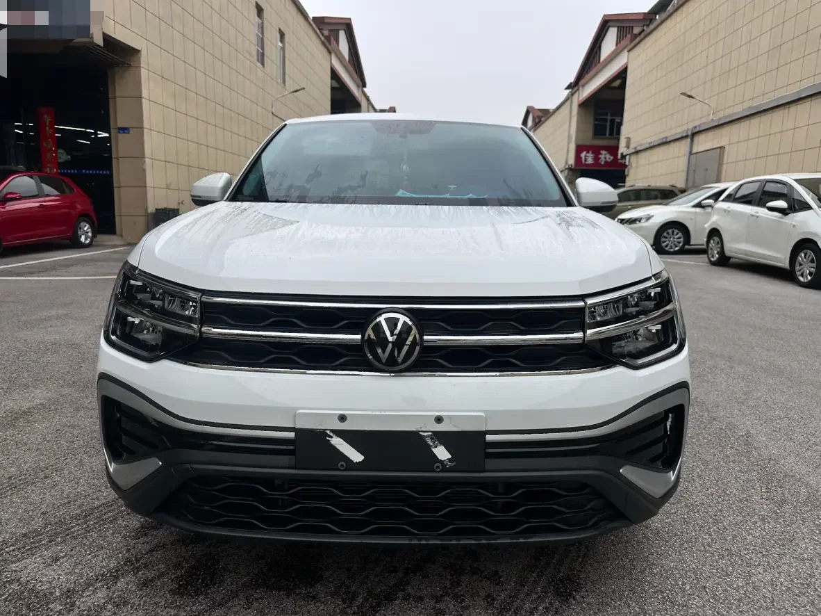 Volkswagen Tharu