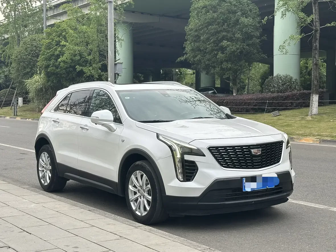 Cadillac XT4