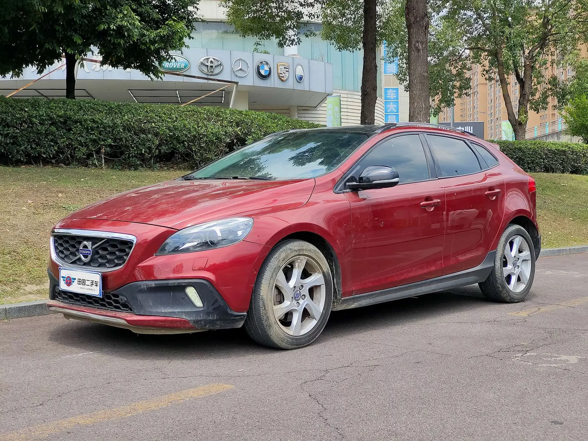Volvo V40