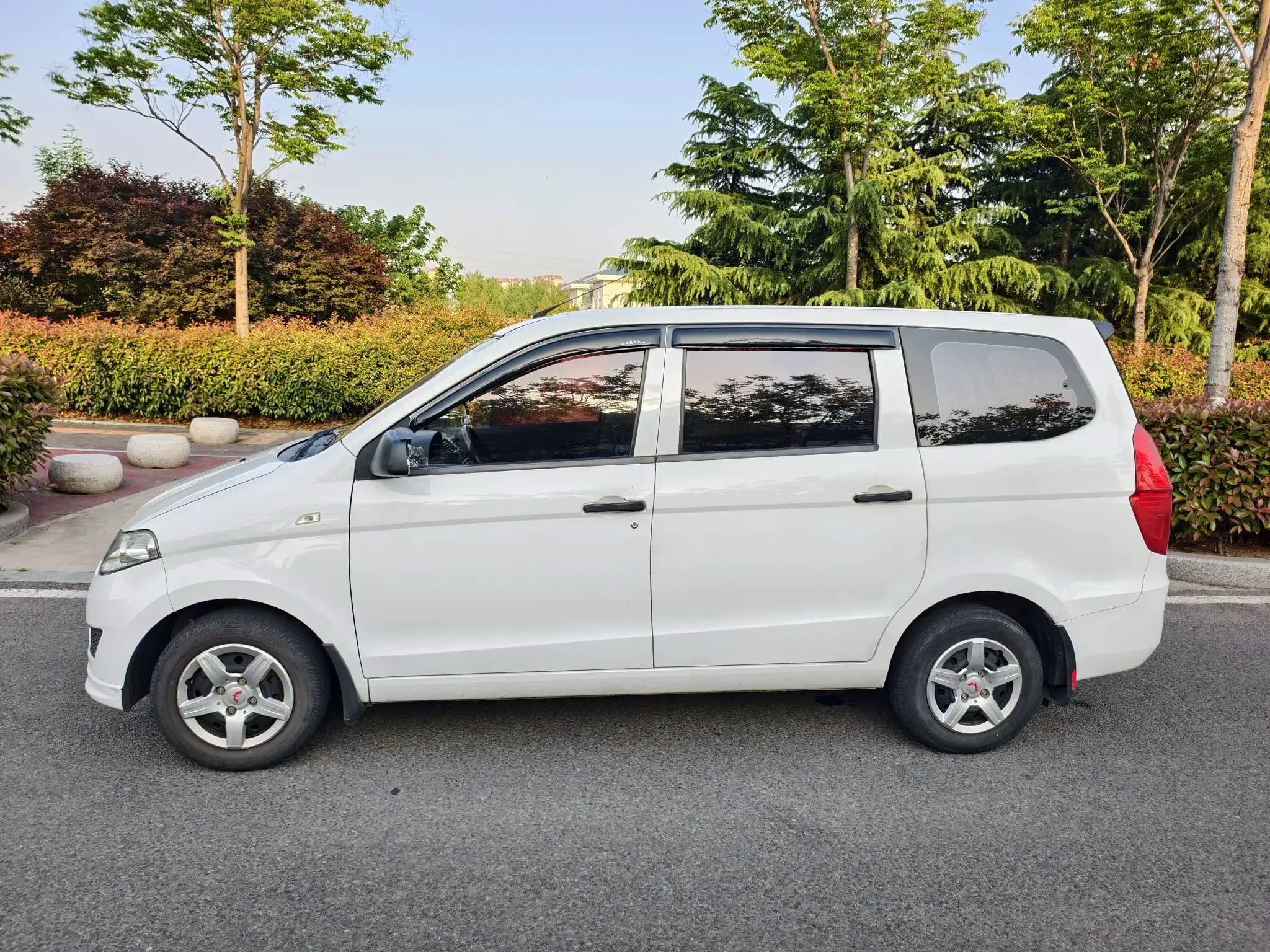 Wuling Hongguang
