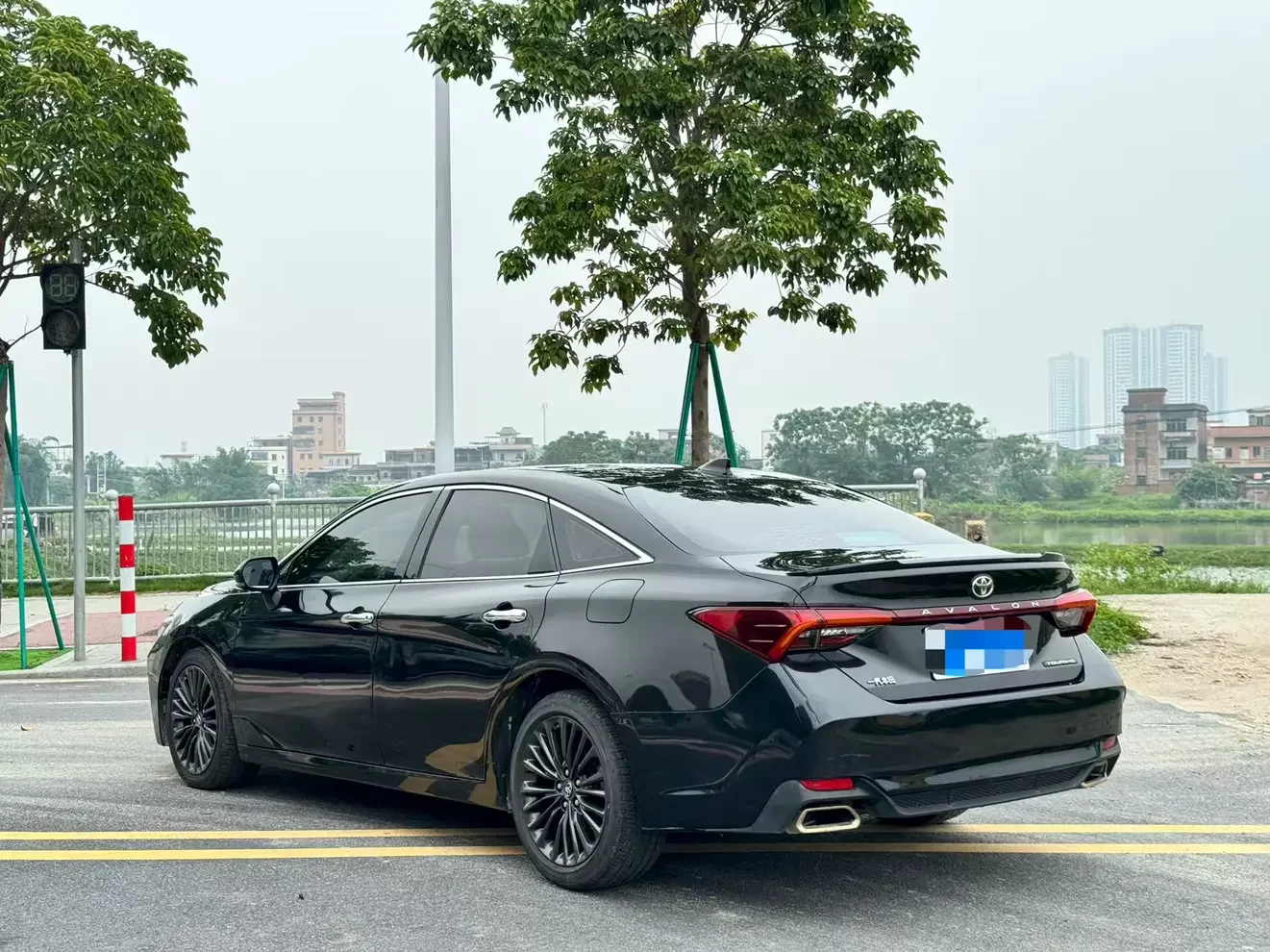 Toyota Avalon