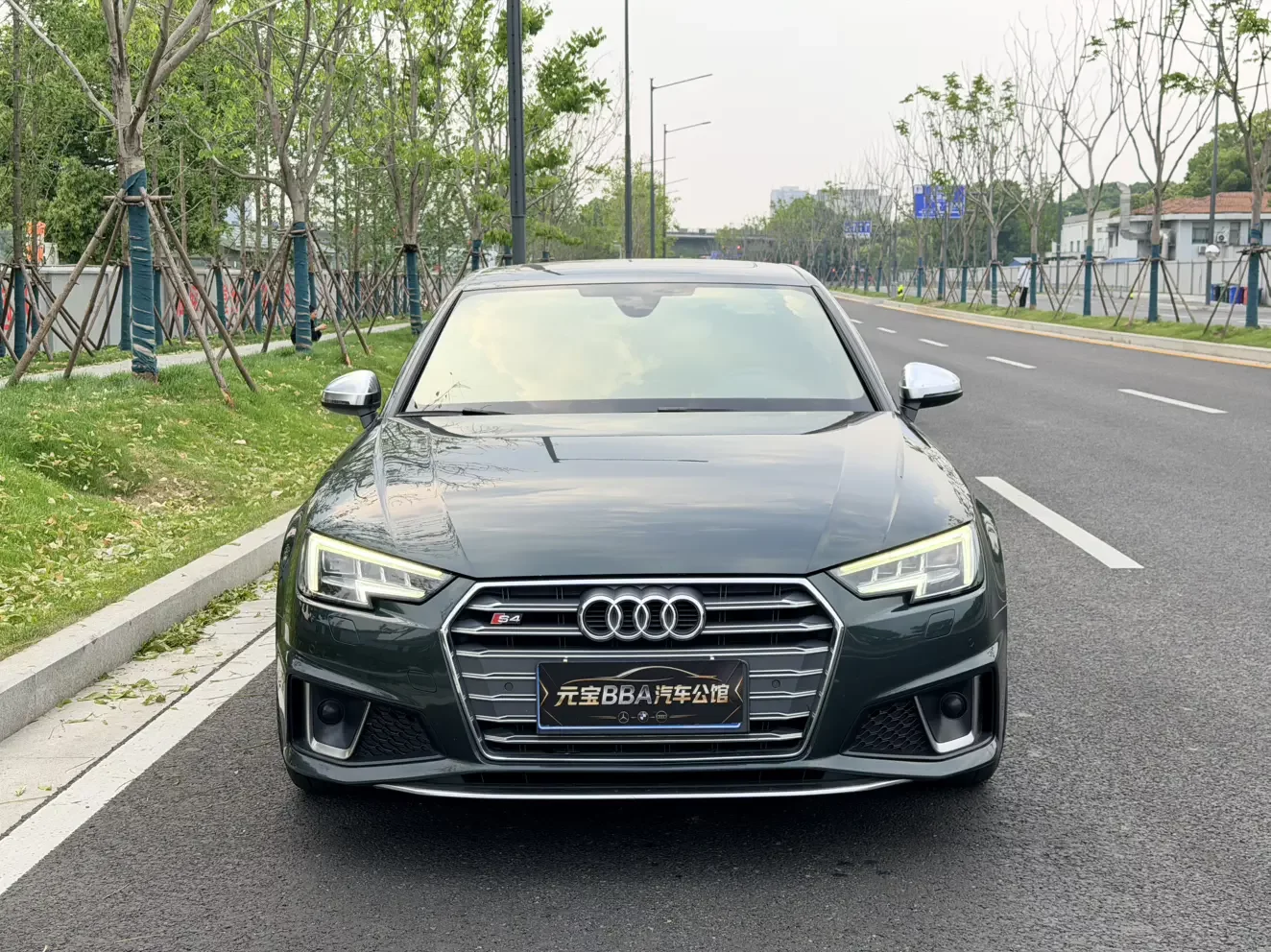 Audi S4