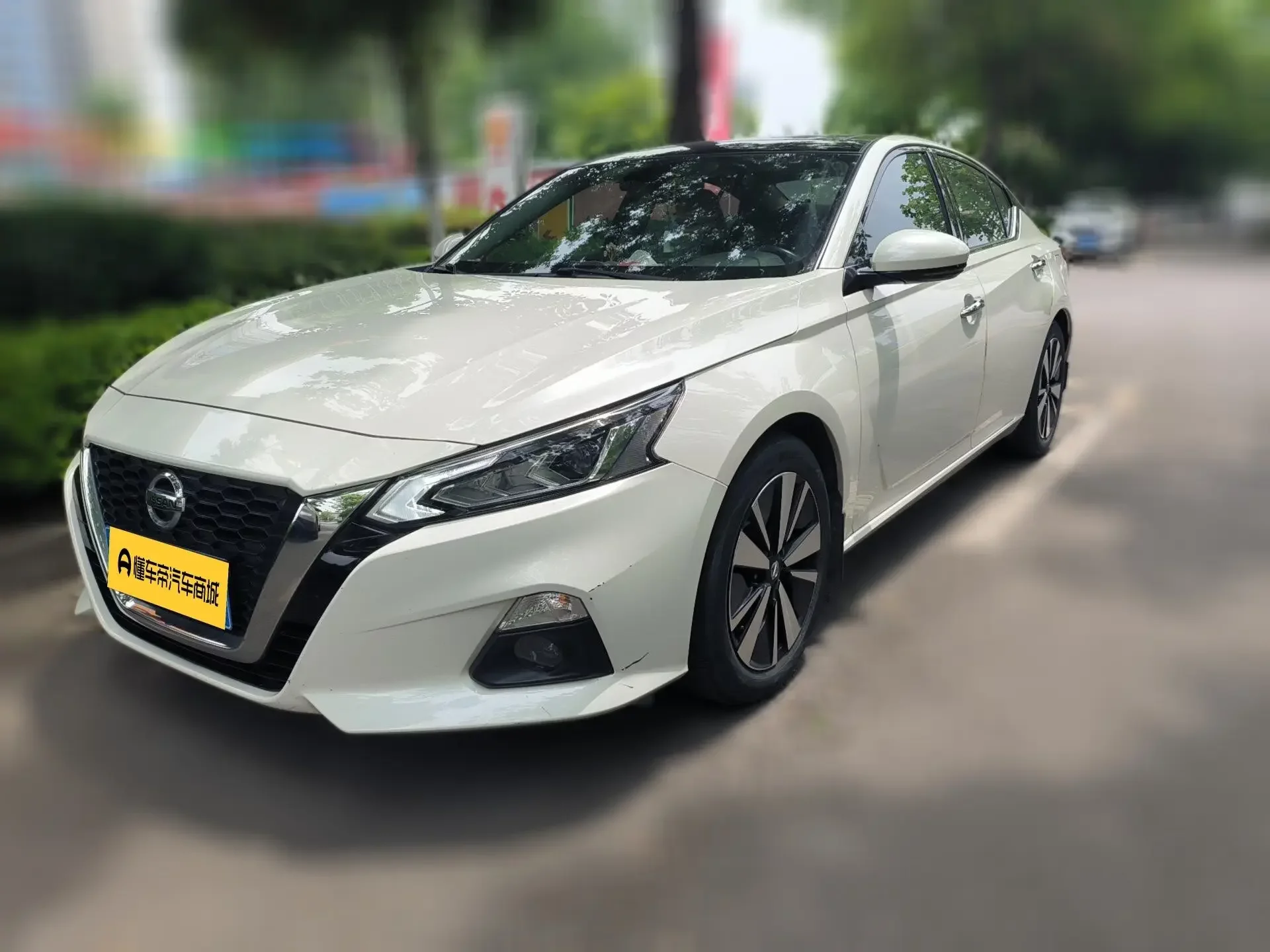 Nissan Altima