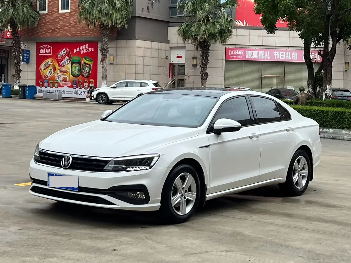 Volkswagen Lamando