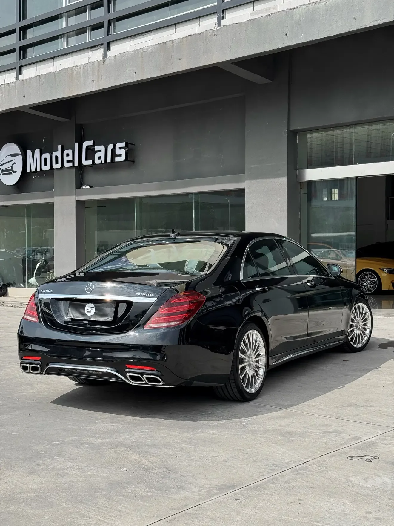 Mercedes-Benz S Class