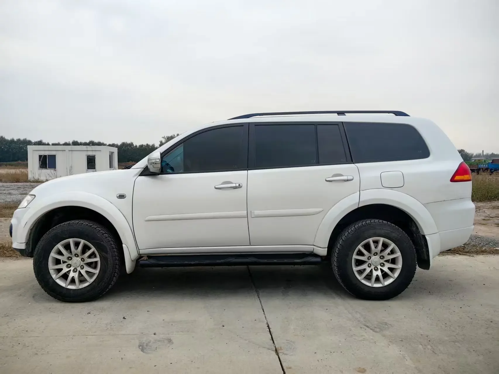 Mitsubishi Pajero Jinchang