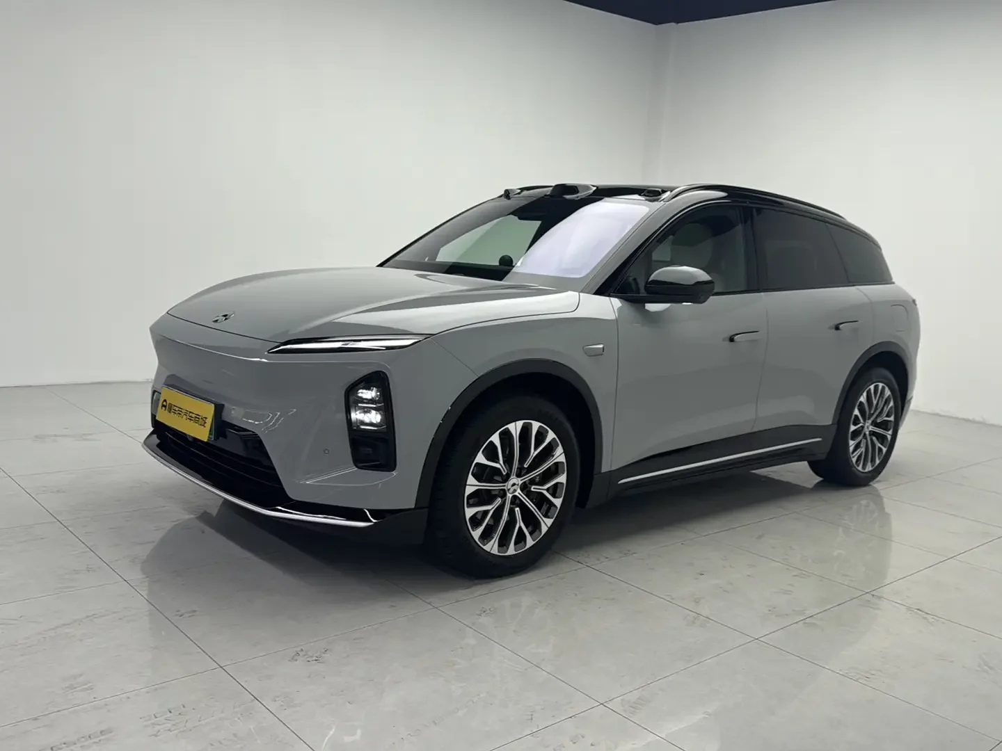 NIO ES6