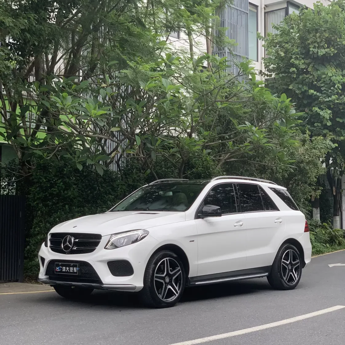 Mercedes-Benz GLE (Imported)