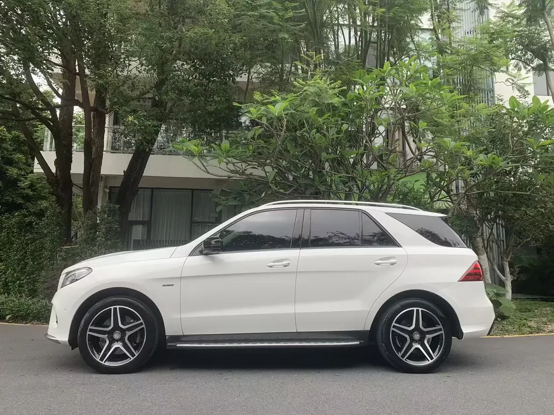 Mercedes-Benz GLE (Imported)