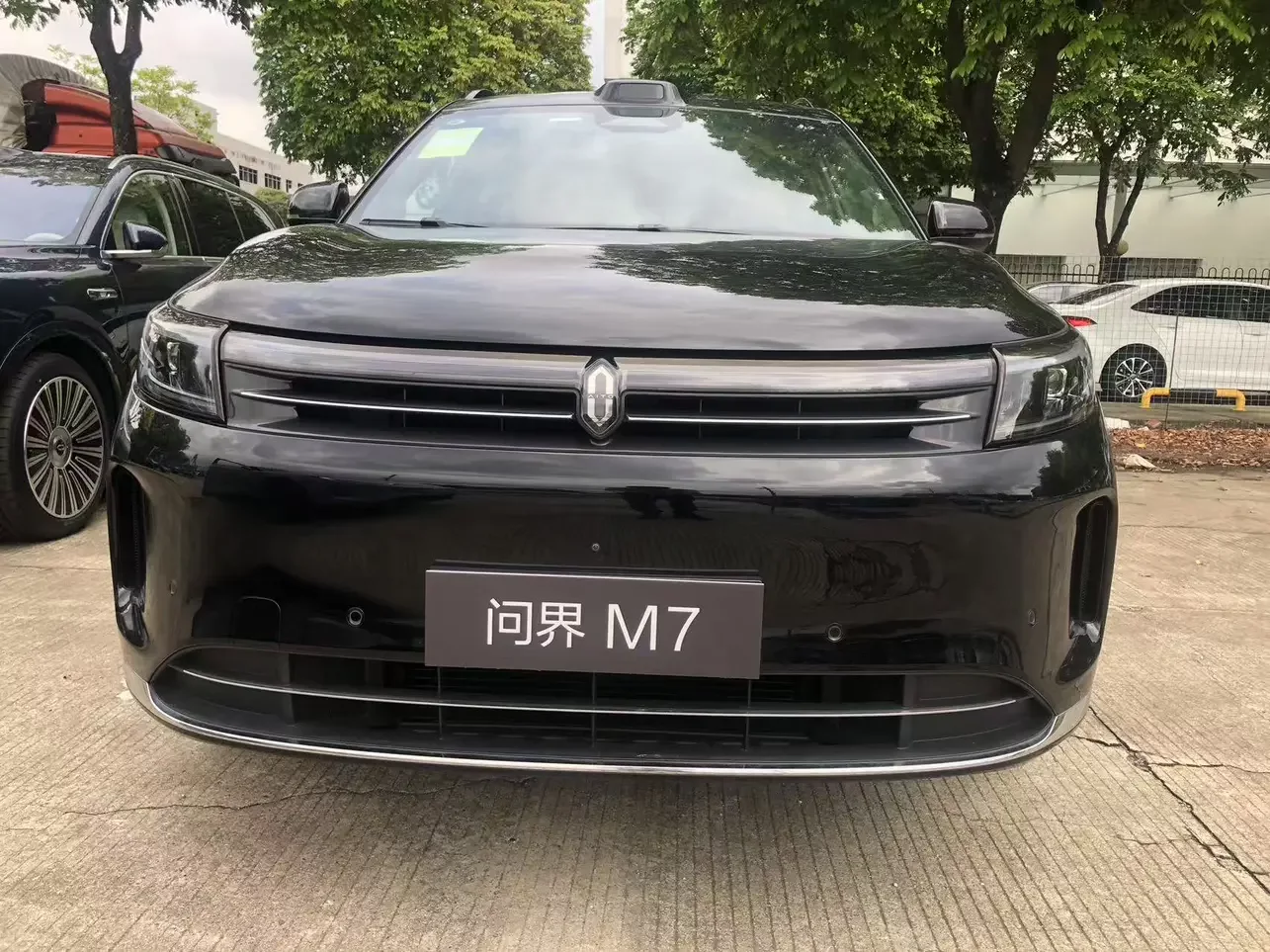 AITO M7