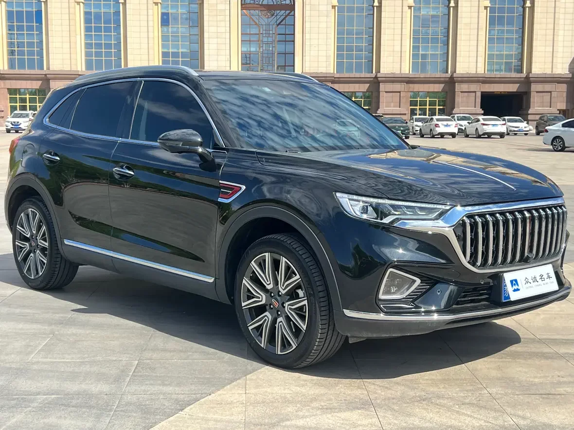 Hongqi HS5