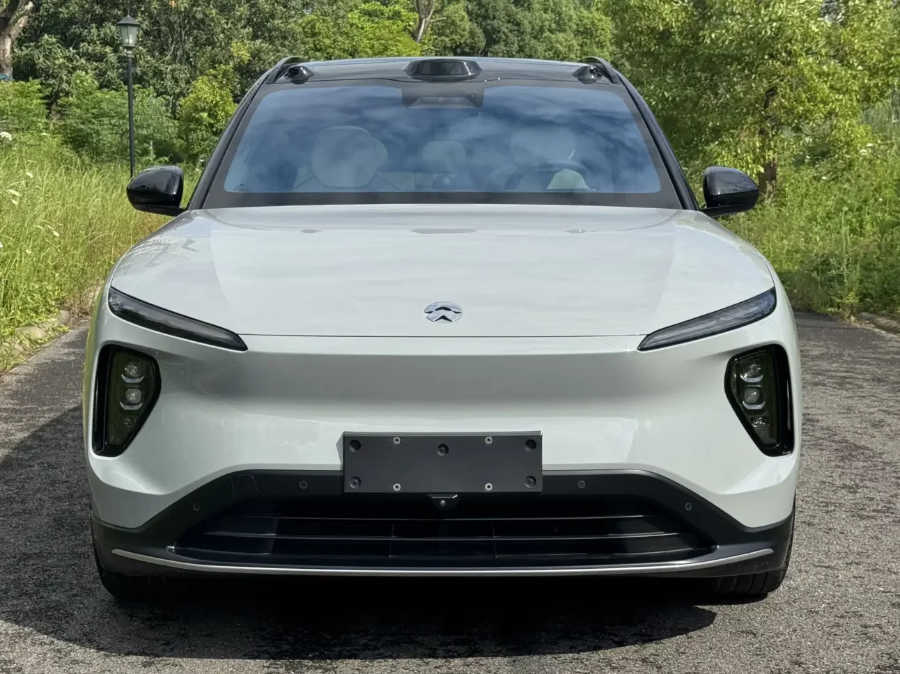 NIO ES6