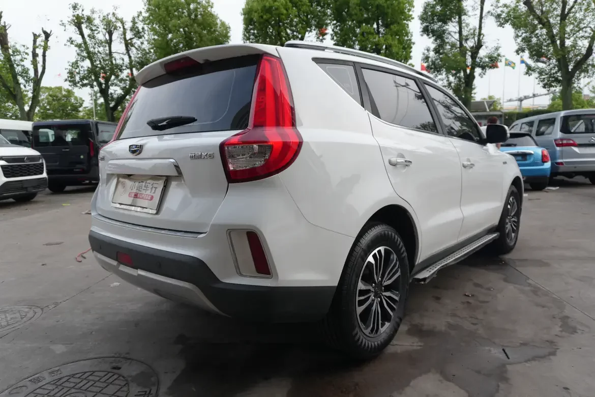 Geely Vision X6