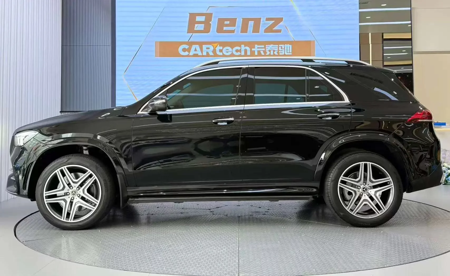 Mercedes-Benz GLE (Imported)
