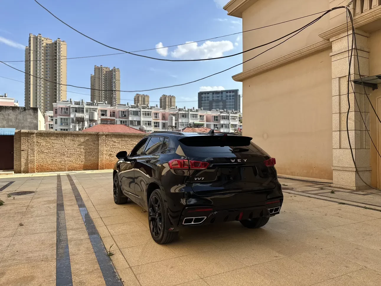 Wey Wei brand VV7