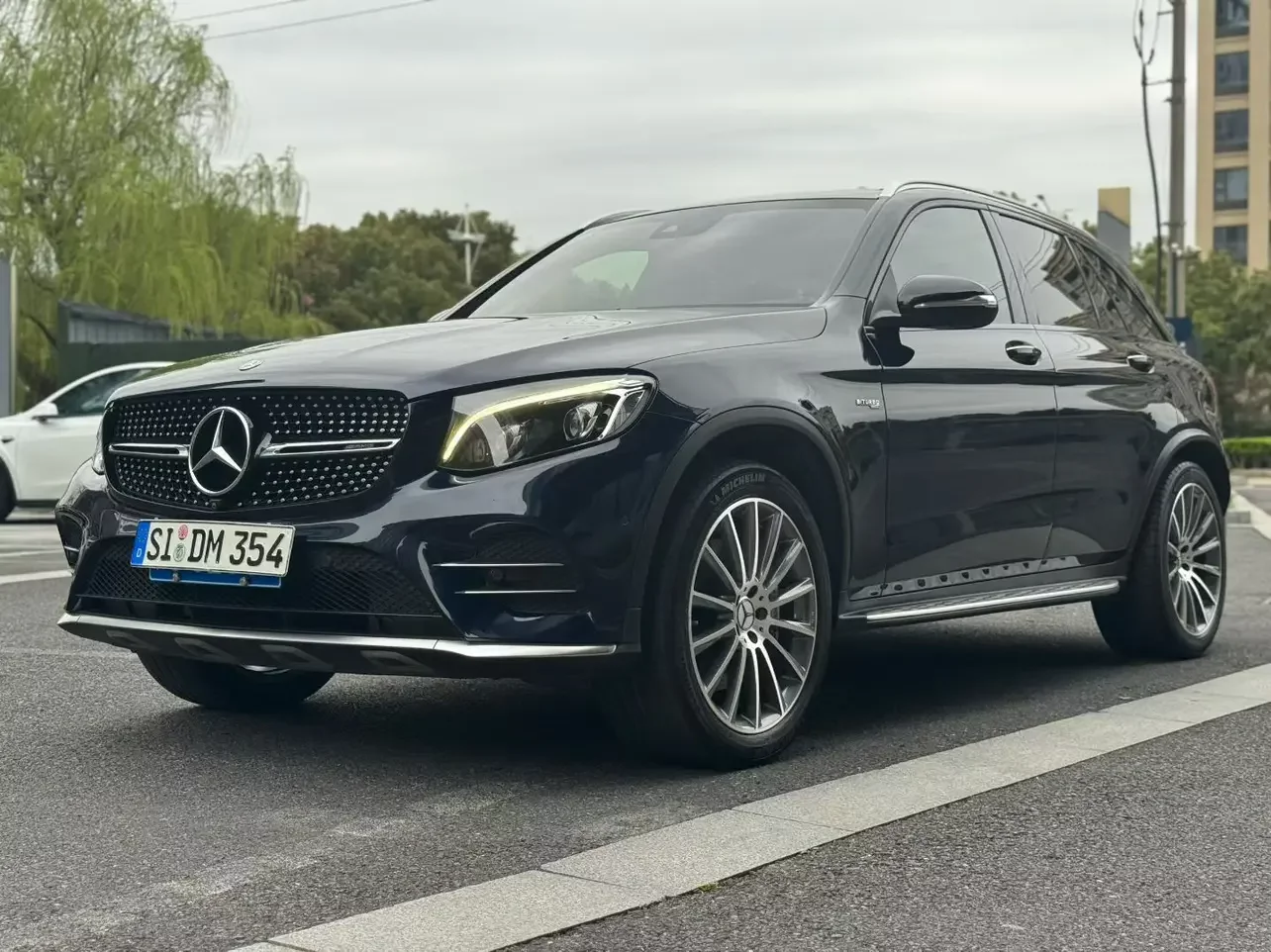 Mercedes-Benz GLC AMG
