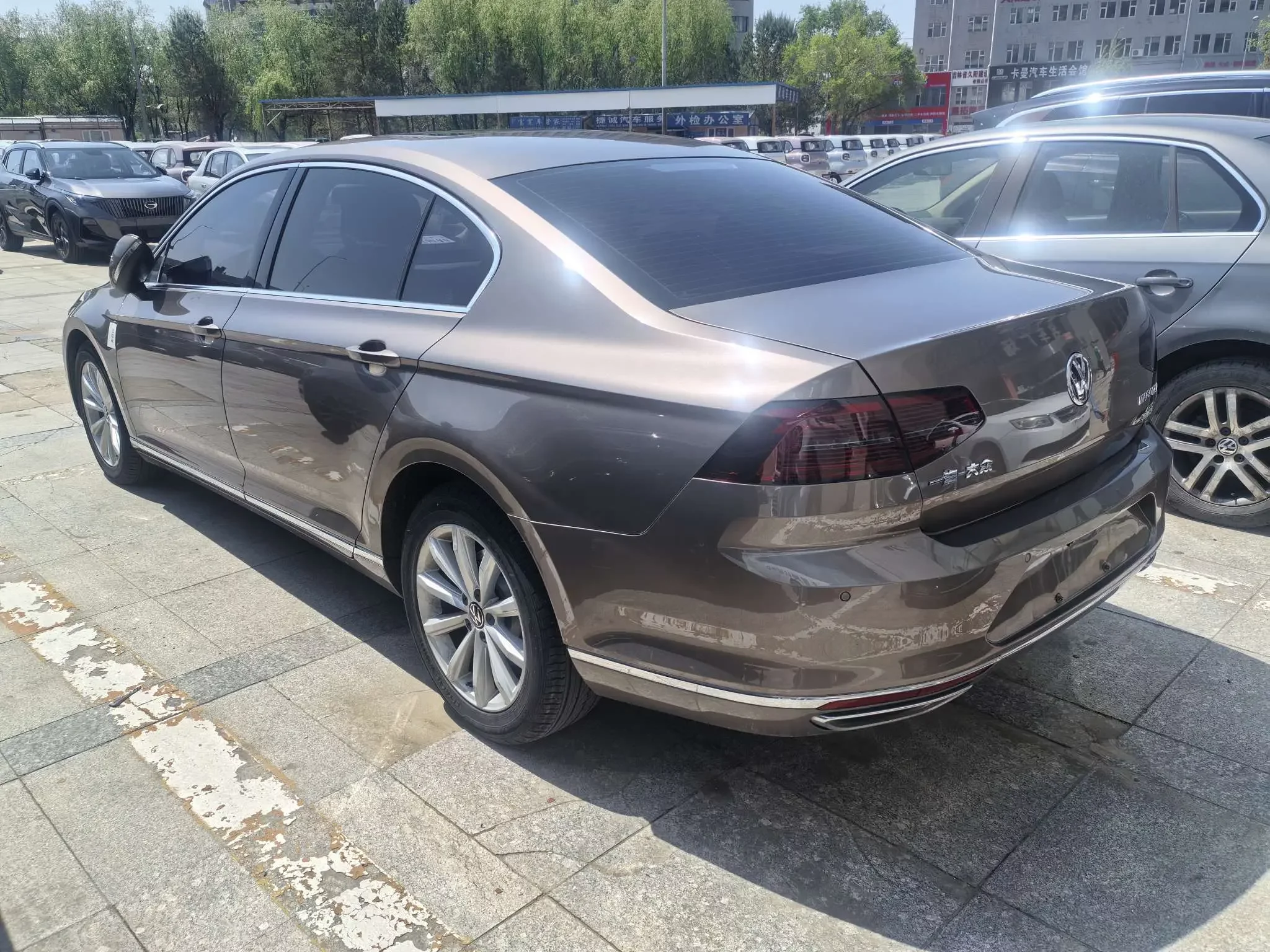 Volkswagen Magotan