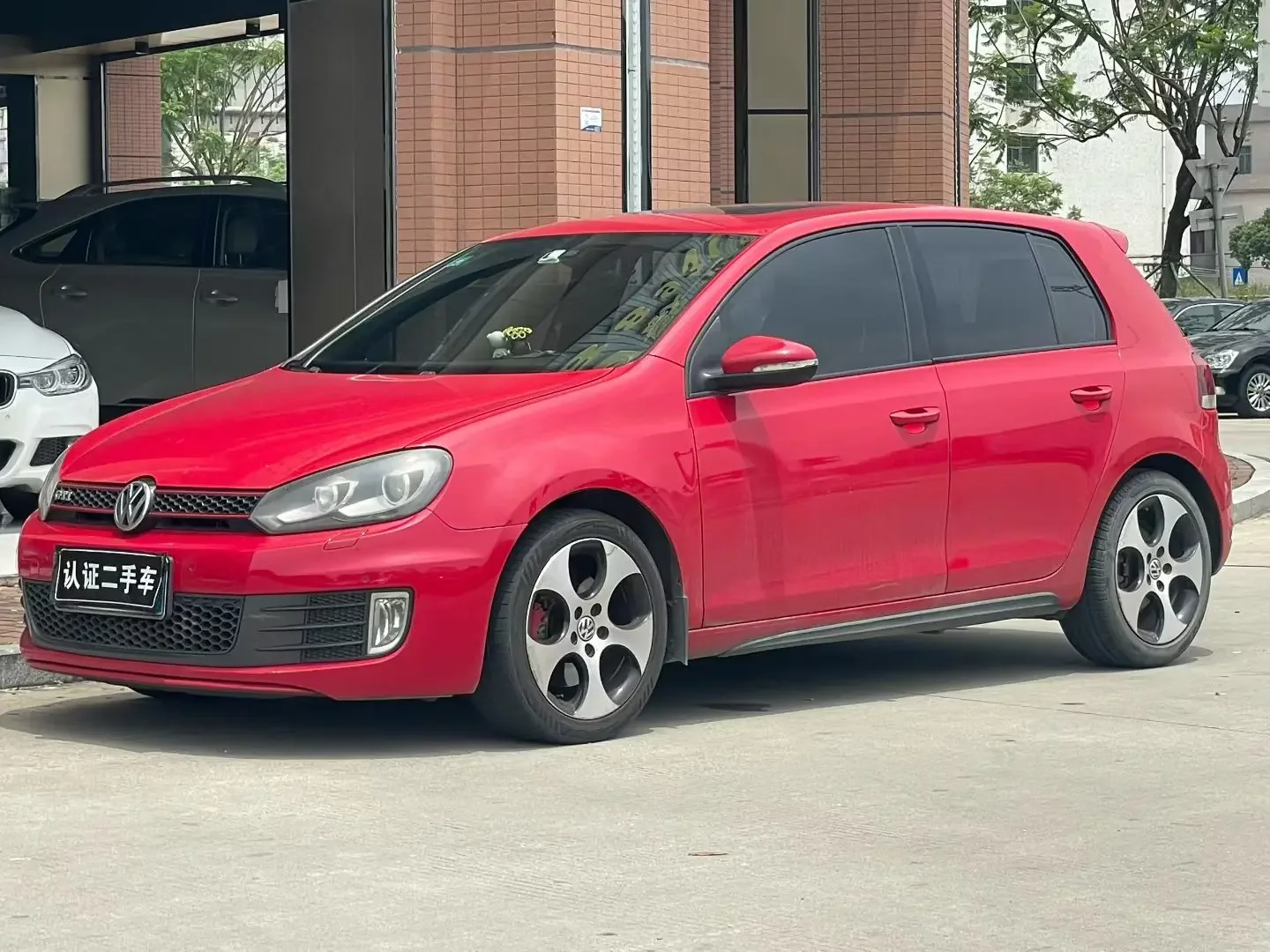 Volkswagen Golf GTI