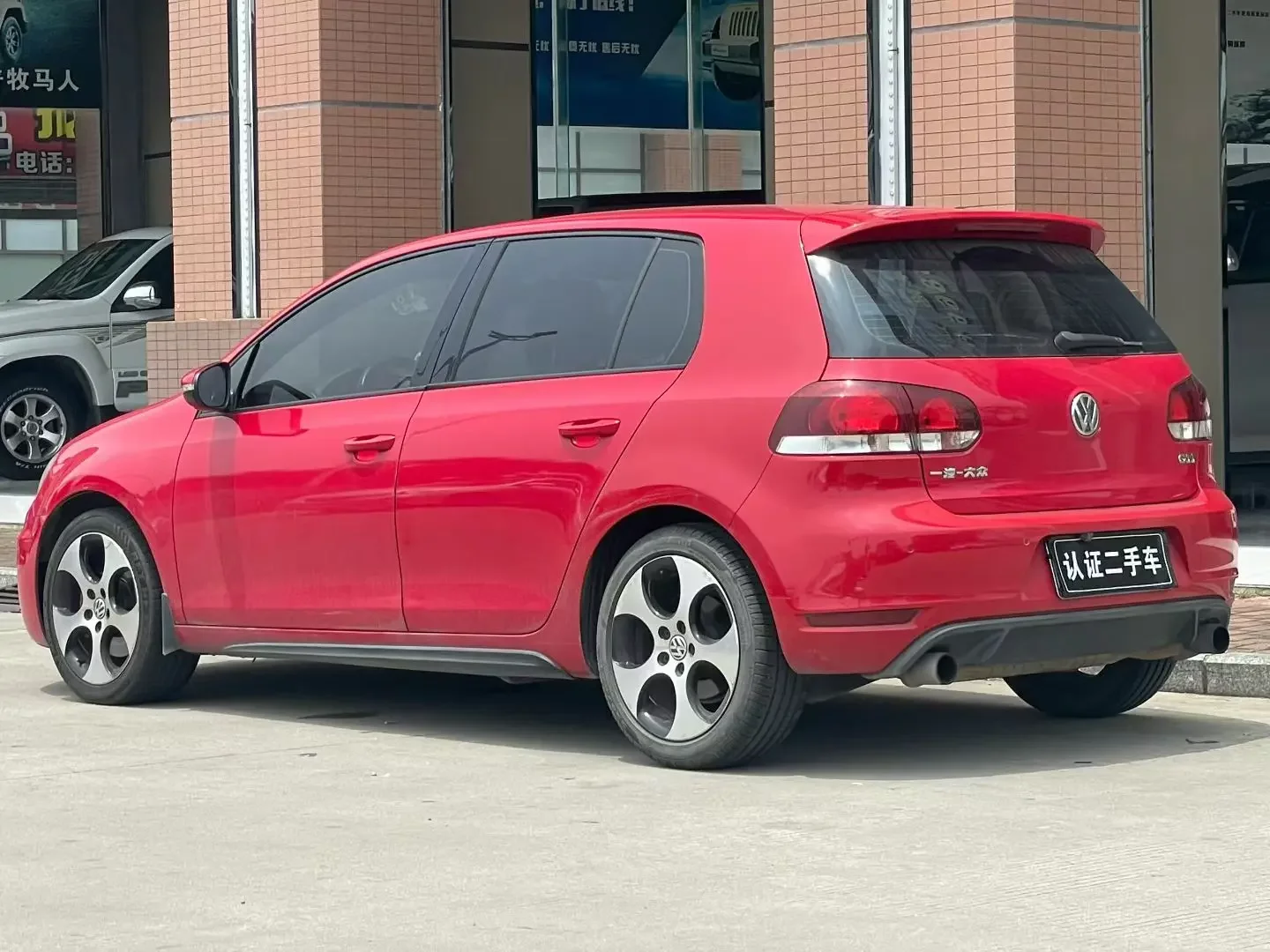 Volkswagen Golf GTI