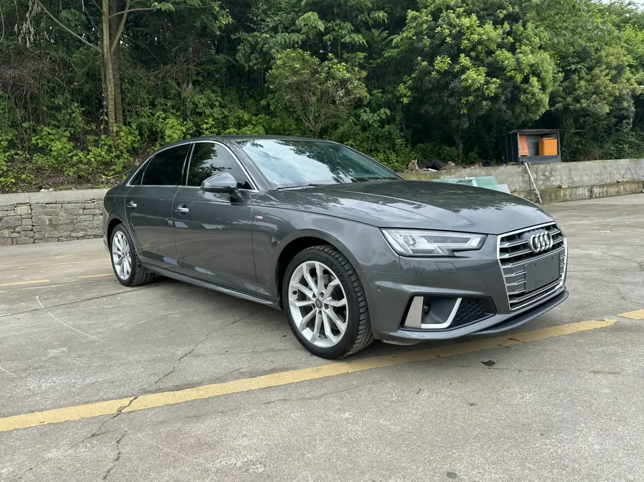 Audi A4L
