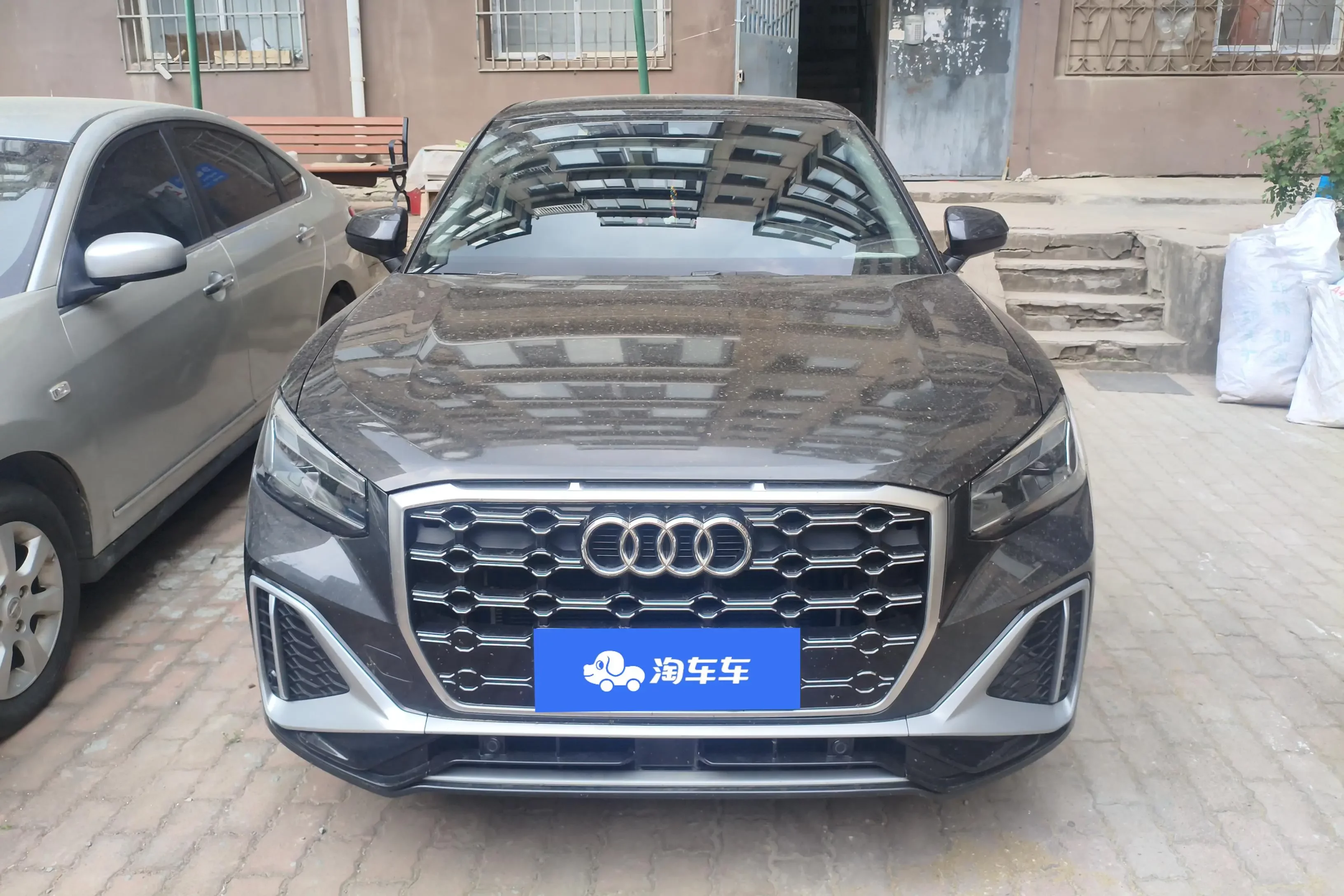 Audi Q2L