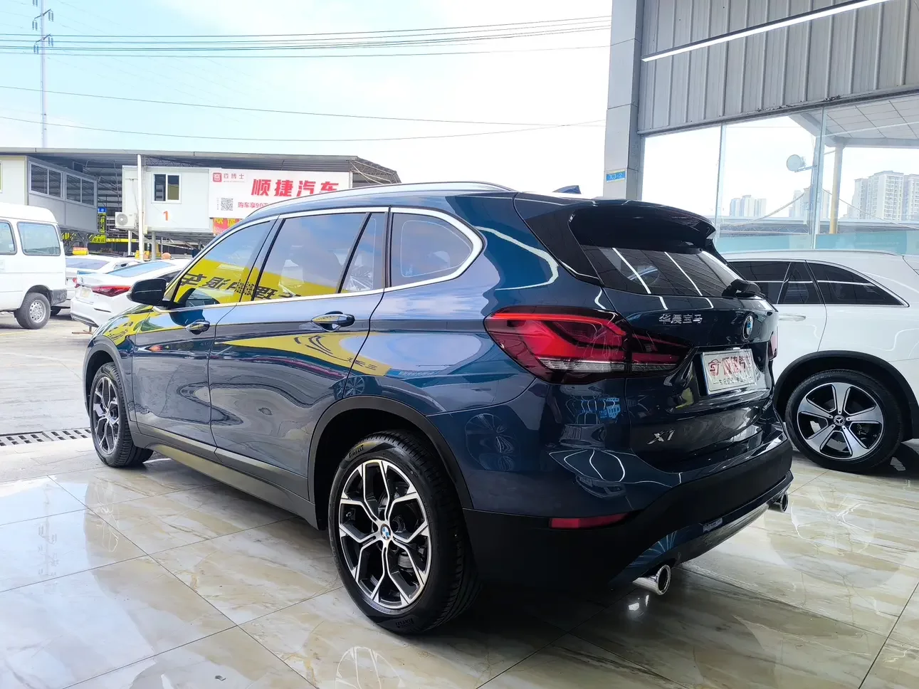 BMW X1