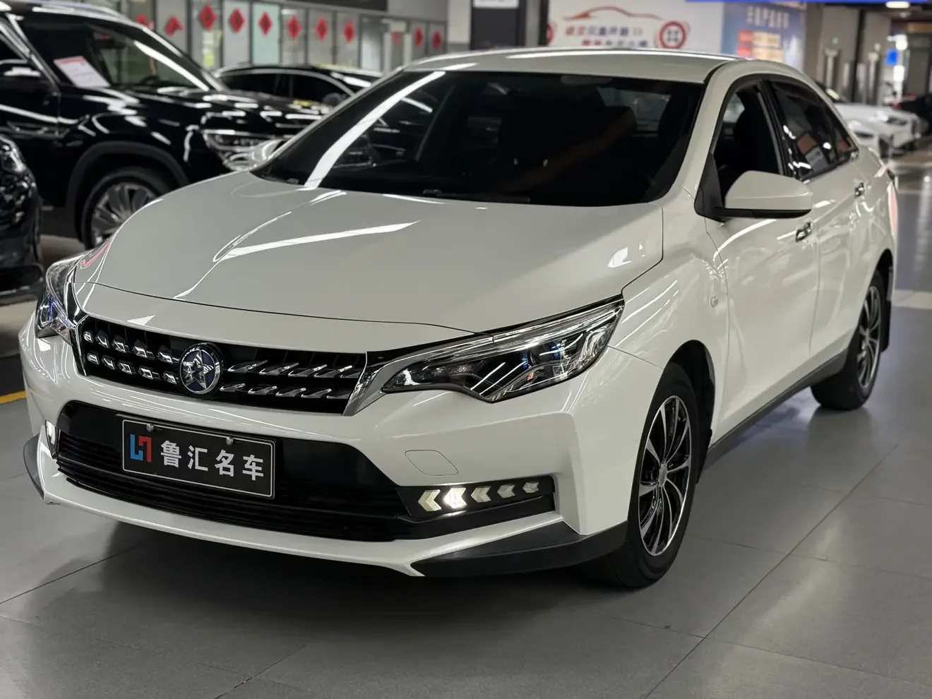 Kai Chen Venucia D60