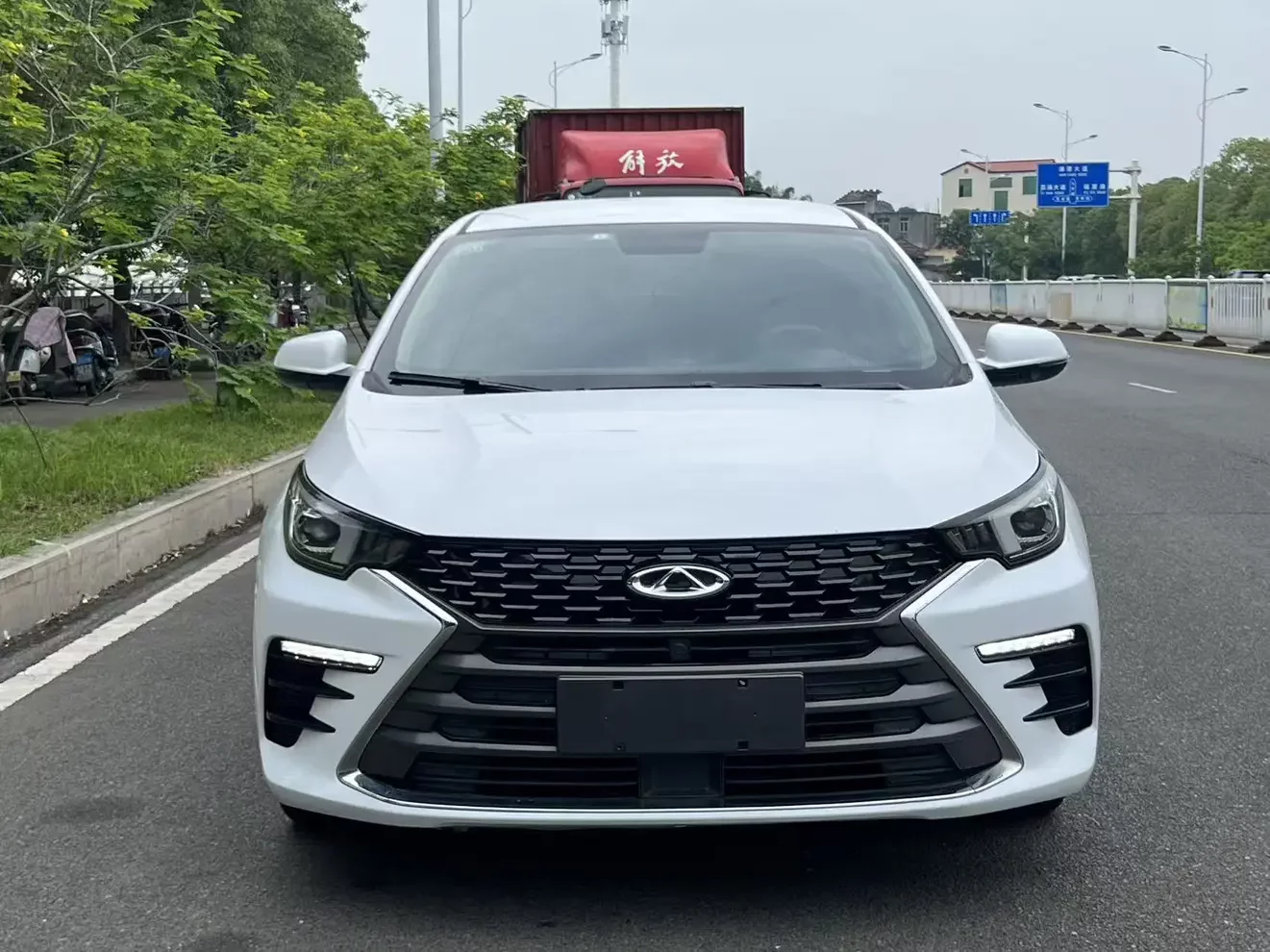 Omoda S5
