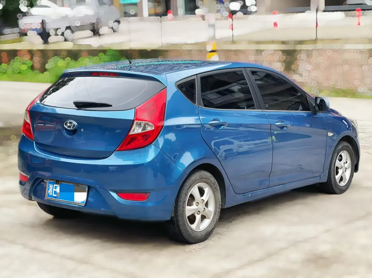 Hyundai Verna RV