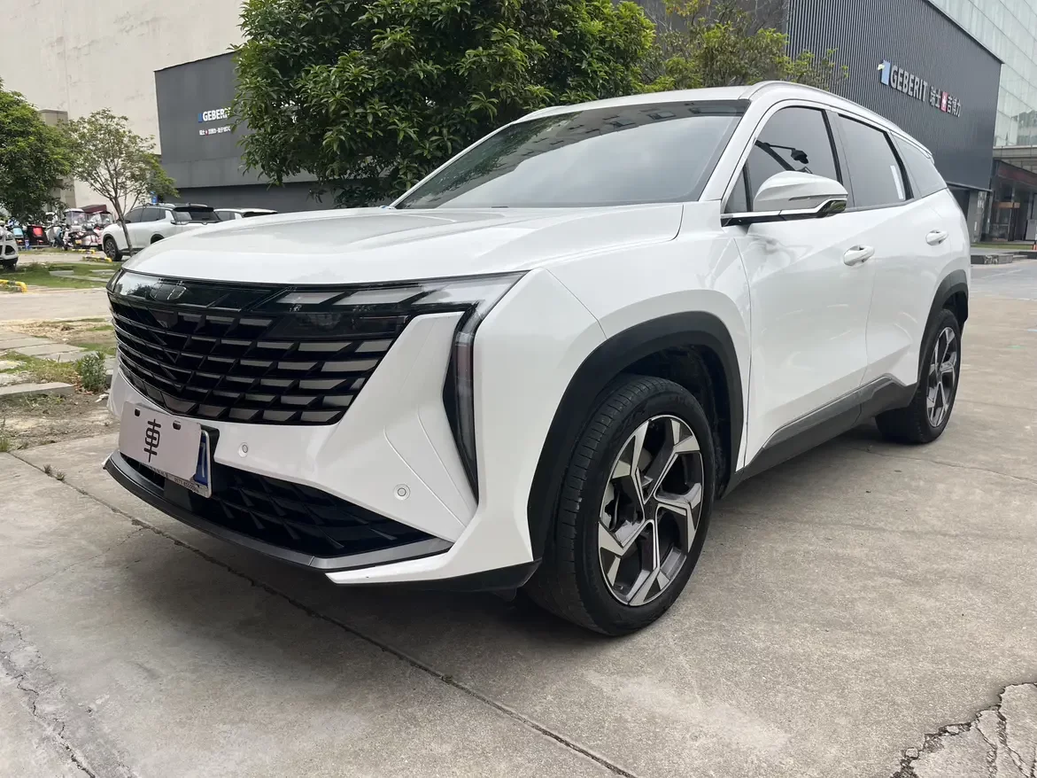 Geely Atlas L