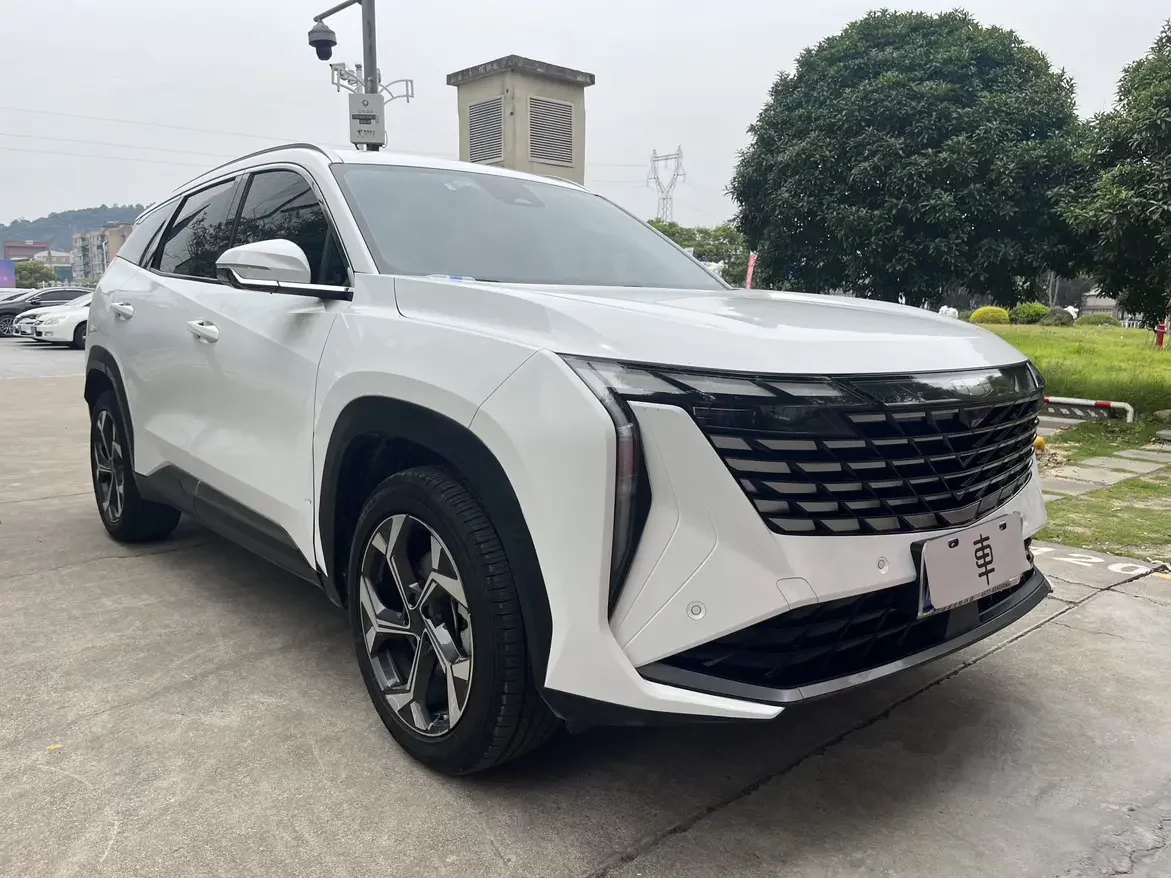 Geely Atlas L