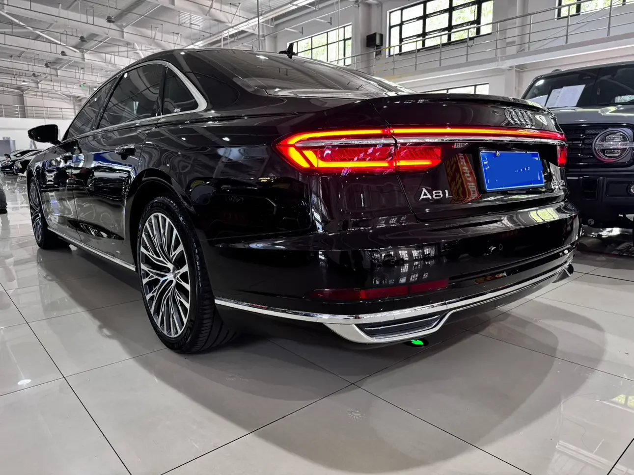 Audi A8