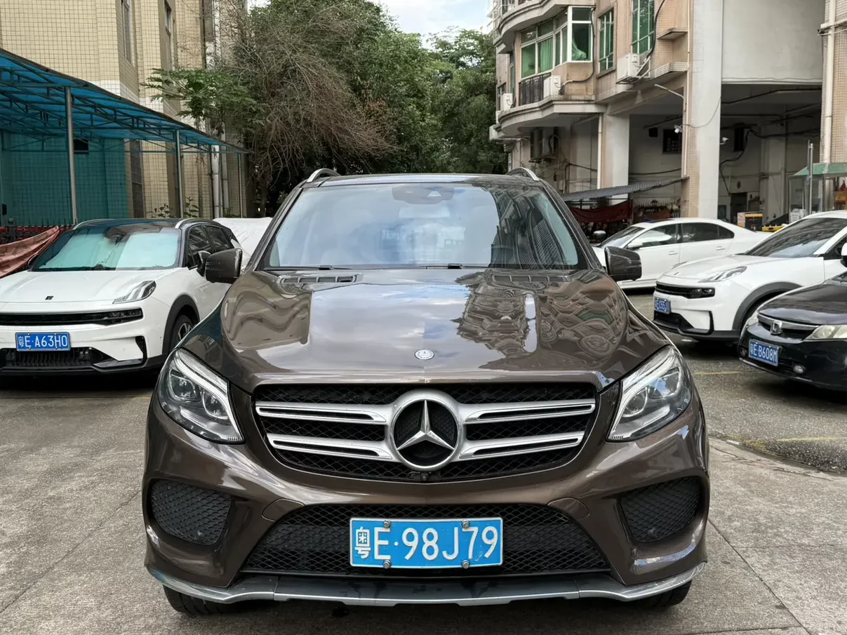Mercedes-Benz GLE (Imported)