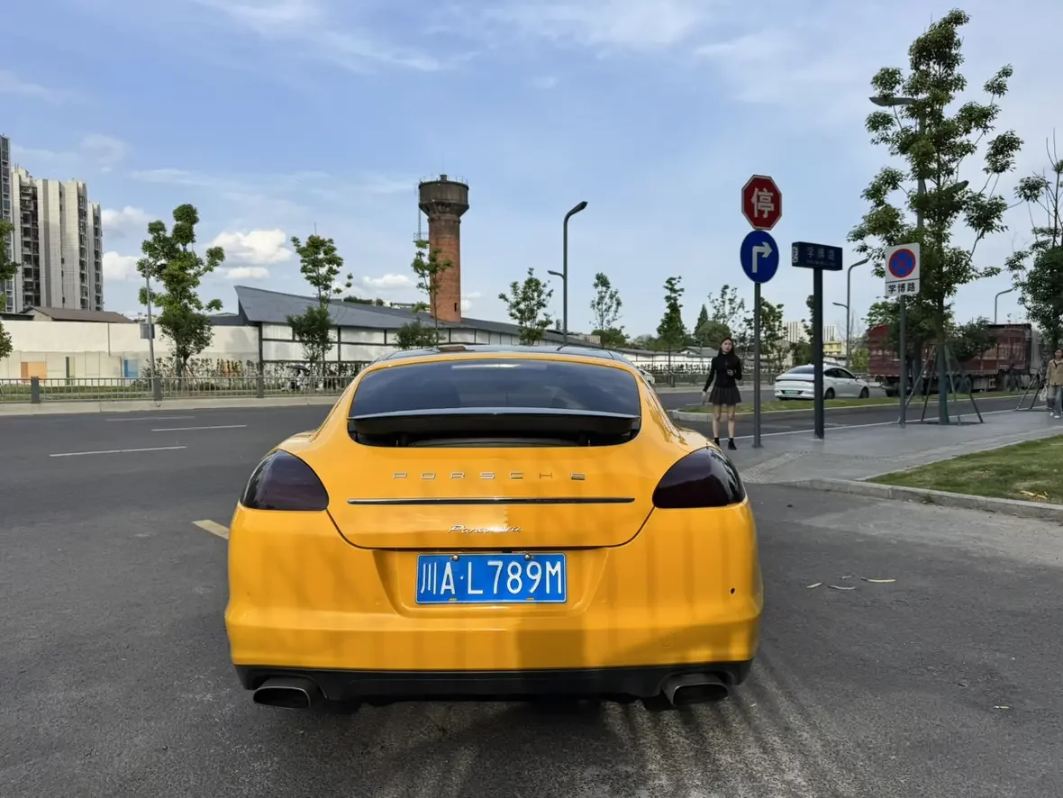 Porsche Panamera