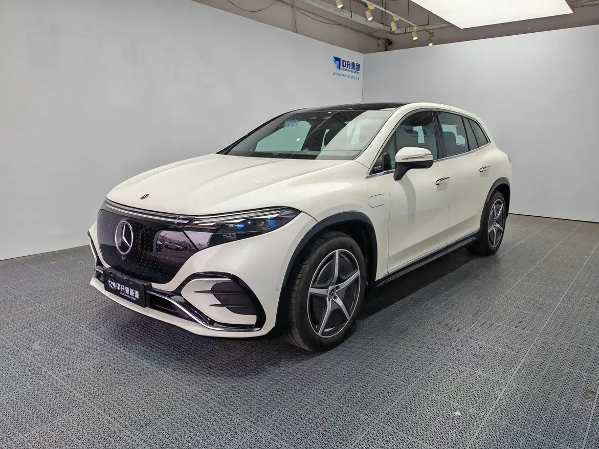 Mercedes-Benz EQS SUV